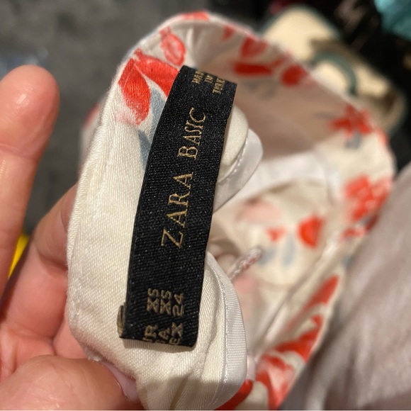 Zara tropical pants - Picture 4 of 4